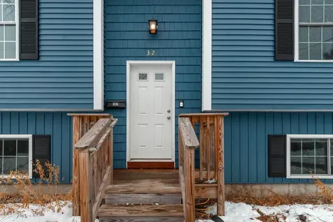 32 Mechanic Street Farmington NH 03835