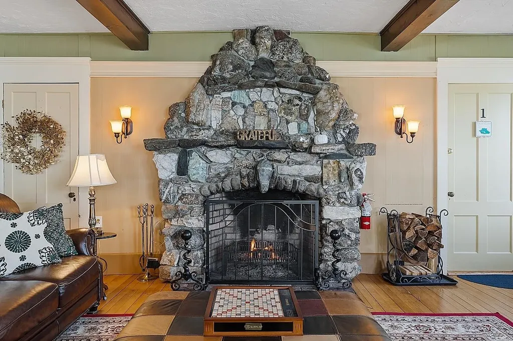 100 Lower Bay Road Sanbornton NH 03269