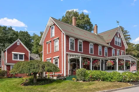 100 Lower Bay Road Sanbornton NH 03269