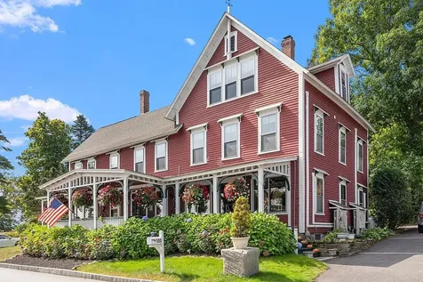 100 Lower Bay Road Sanbornton NH 03269