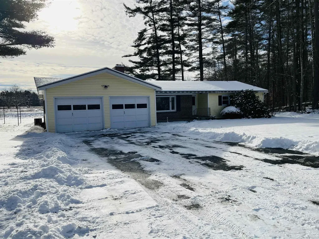 53 Ackerman Lane Fairlee VT 05045