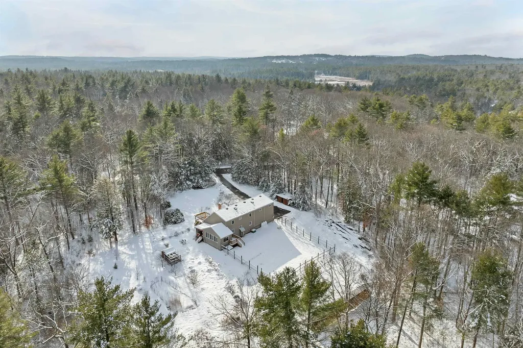 118 Birch Road Chester NH 03036