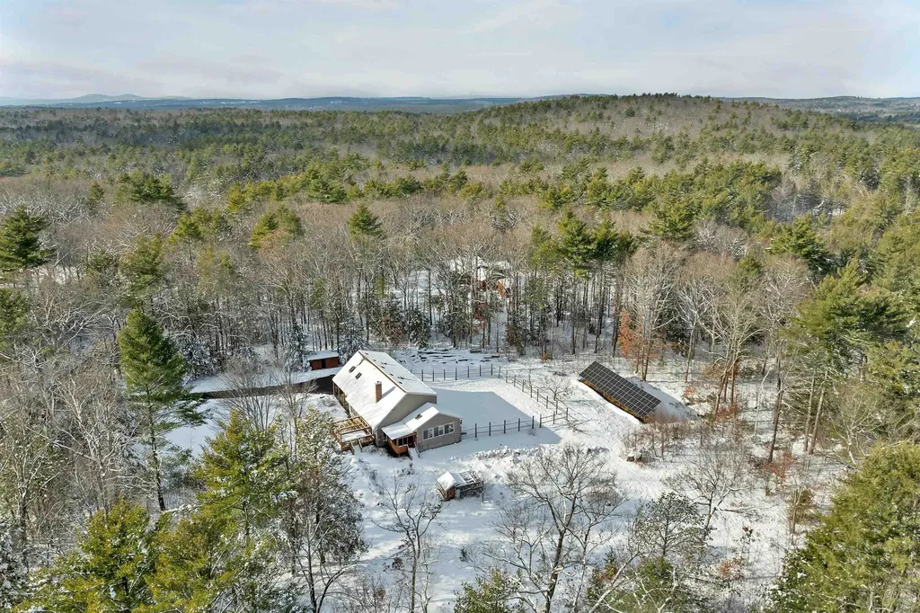 118 Birch Road Chester NH 03036