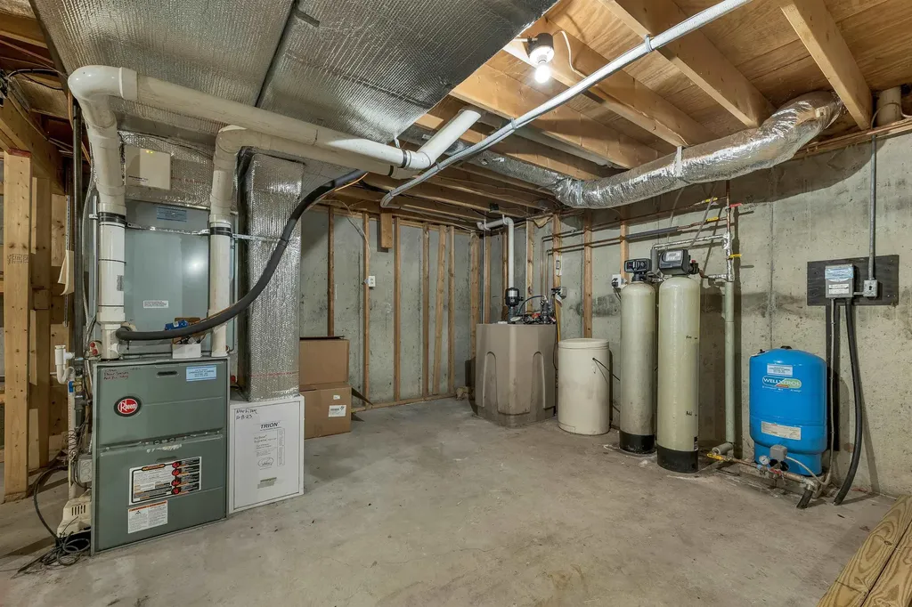 118 Birch Road Chester NH 03036