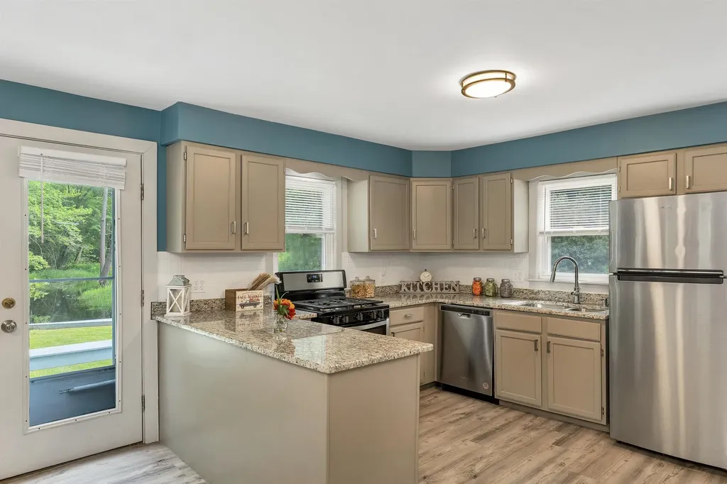 33 Chandler Brook Road Newbury NH 03255