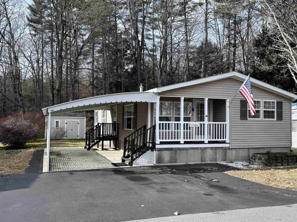 16 Eric Place Claremont NH 03743