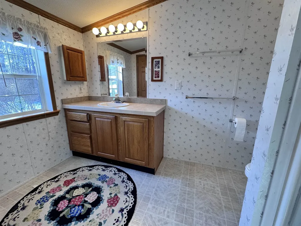 16 Eric Place Claremont NH 03743