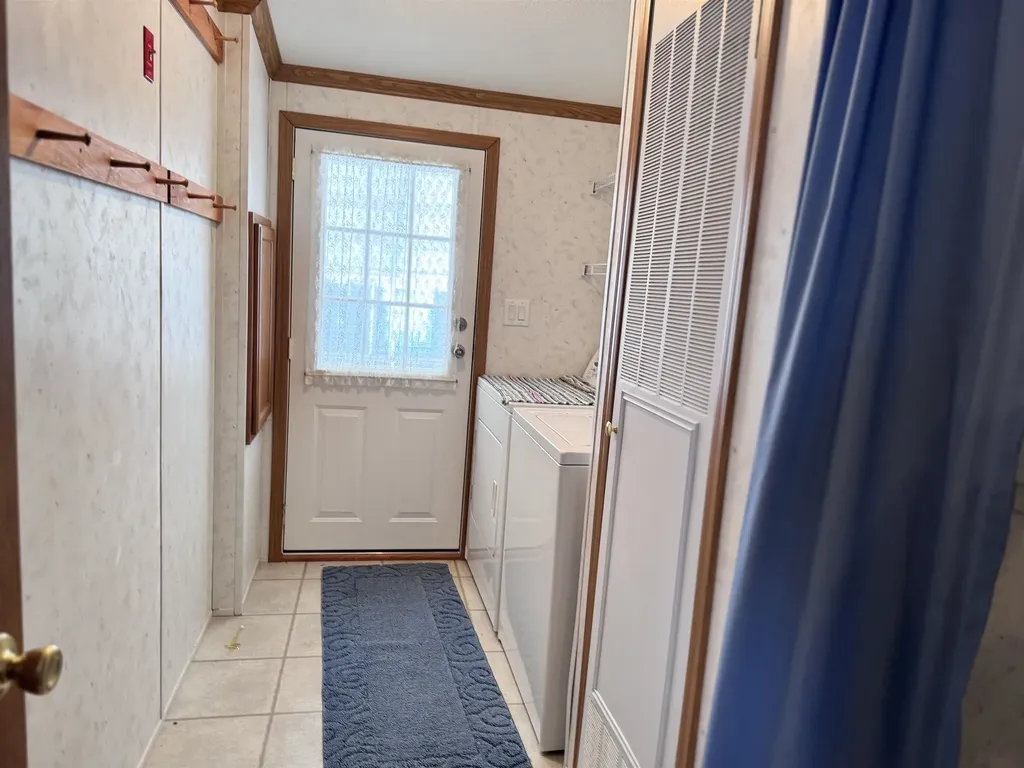 16 Eric Place Claremont NH 03743