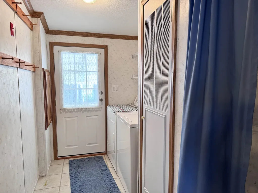 16 Eric Place Claremont NH 03743