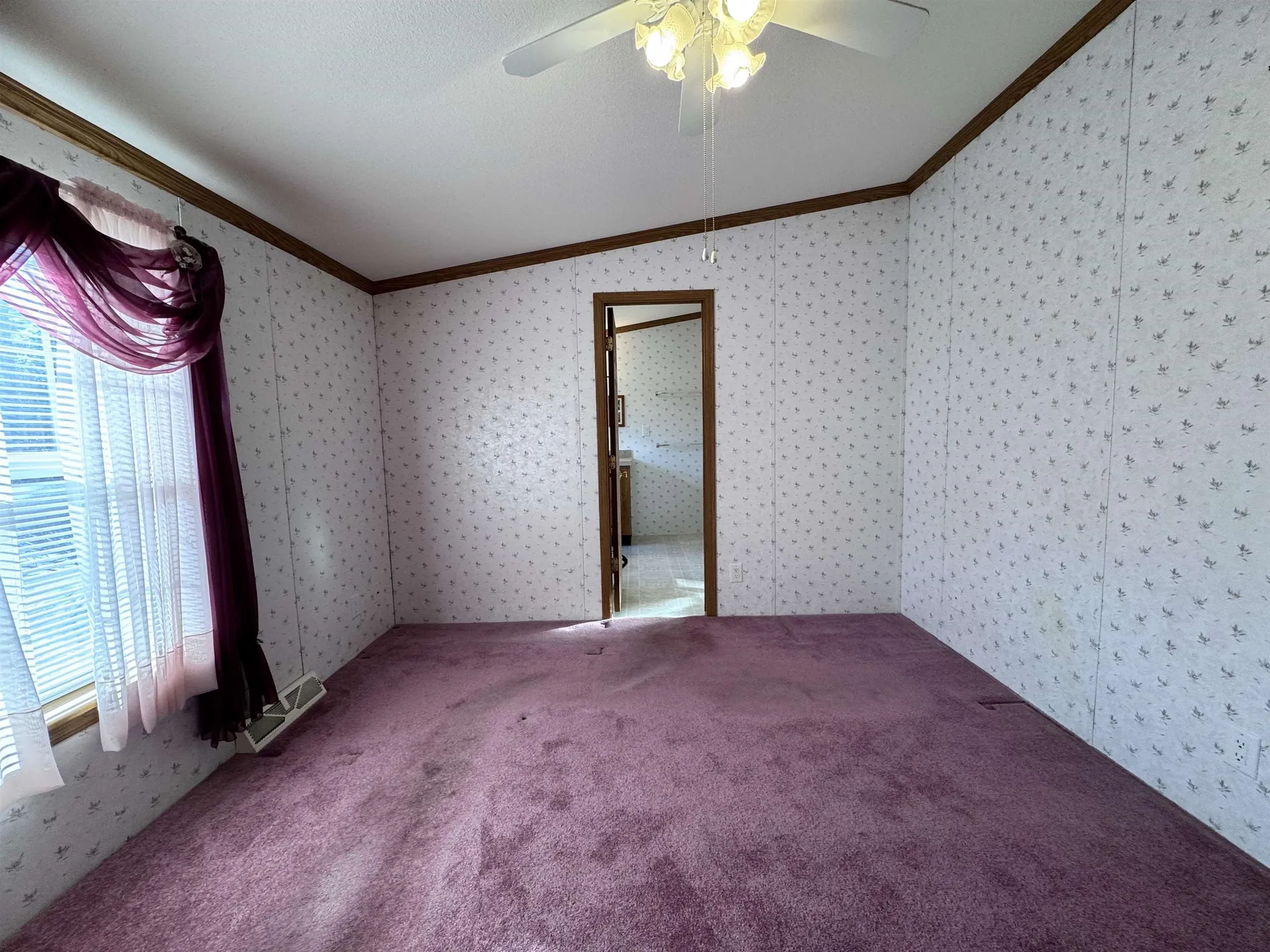 16 Eric Place Claremont NH 03743