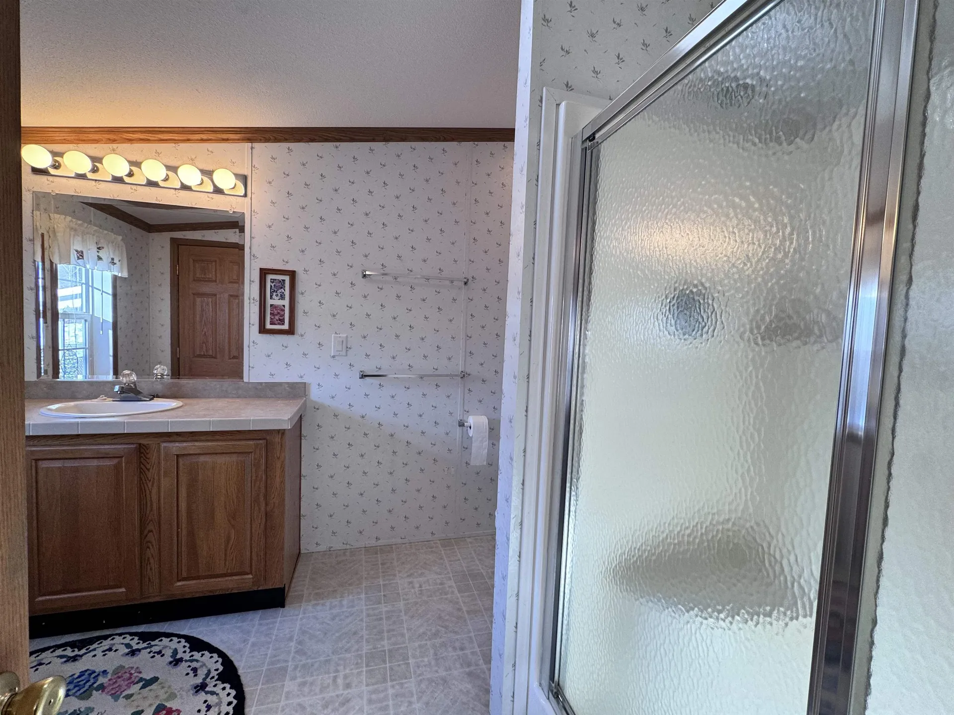 16 Eric Place Claremont NH 03743