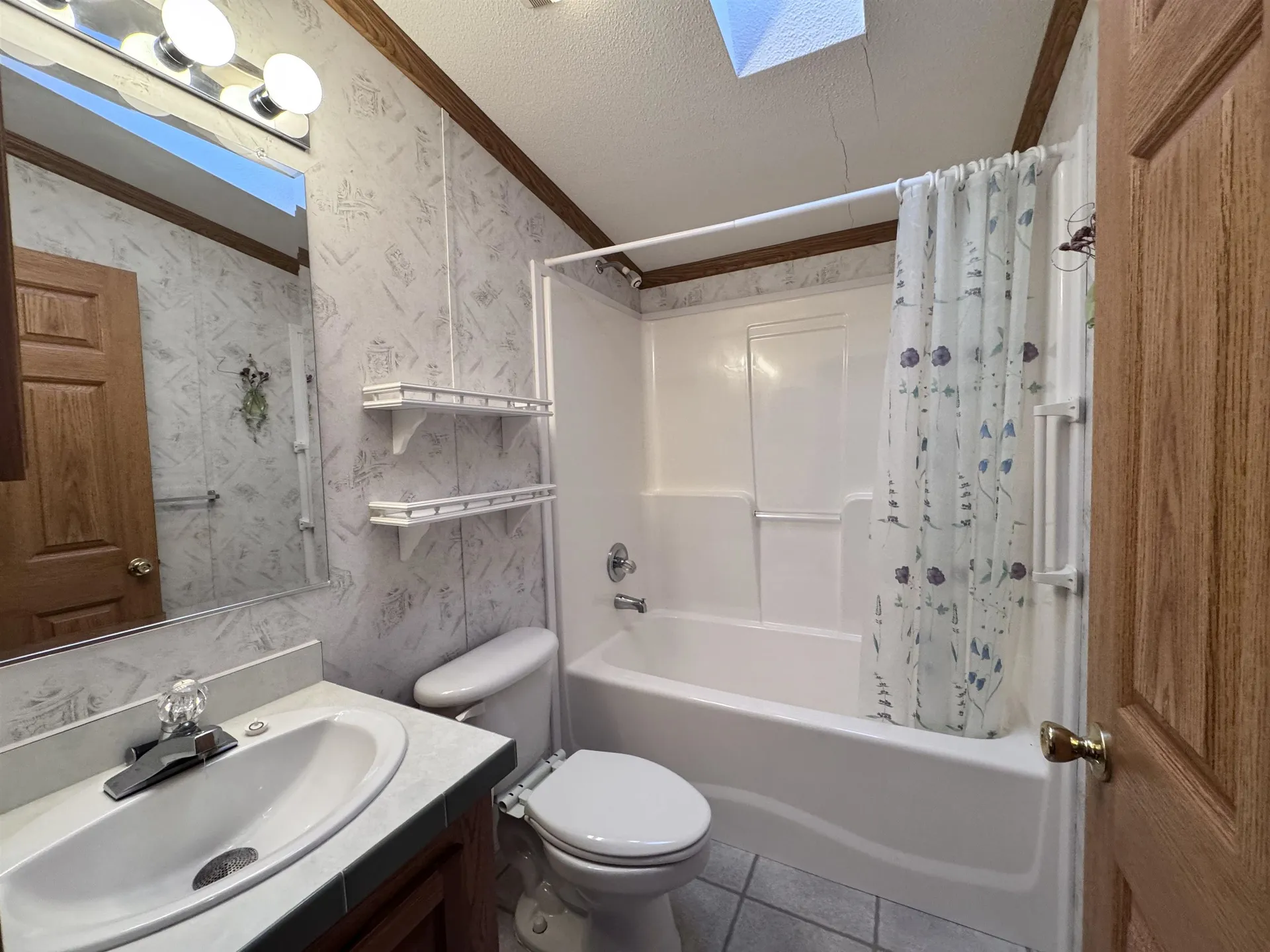 16 Eric Place Claremont NH 03743