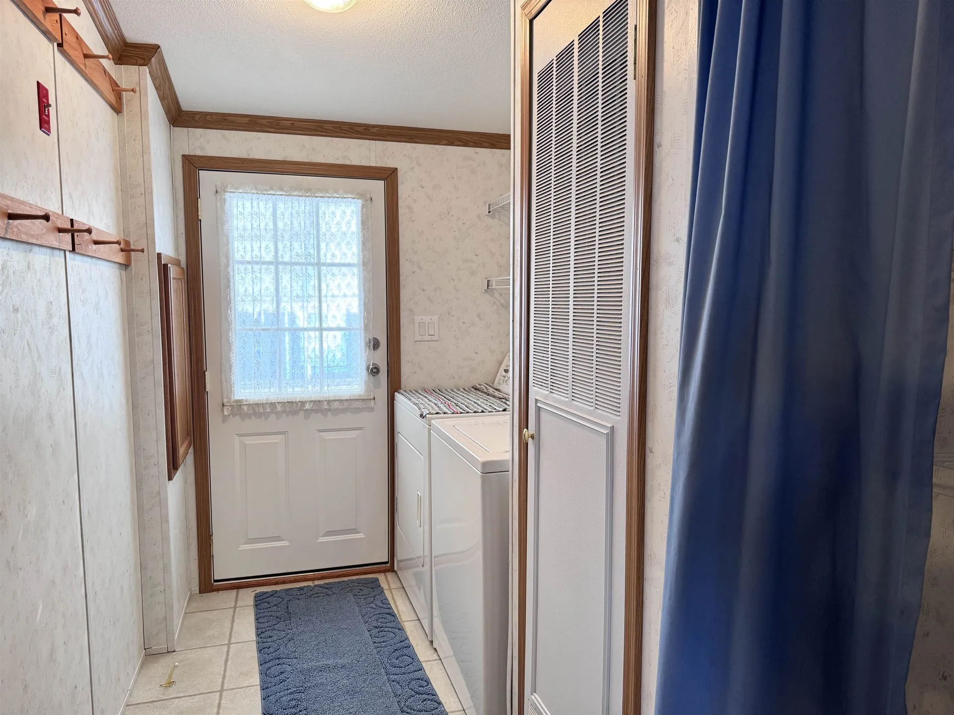 16 Eric Place Claremont NH 03743