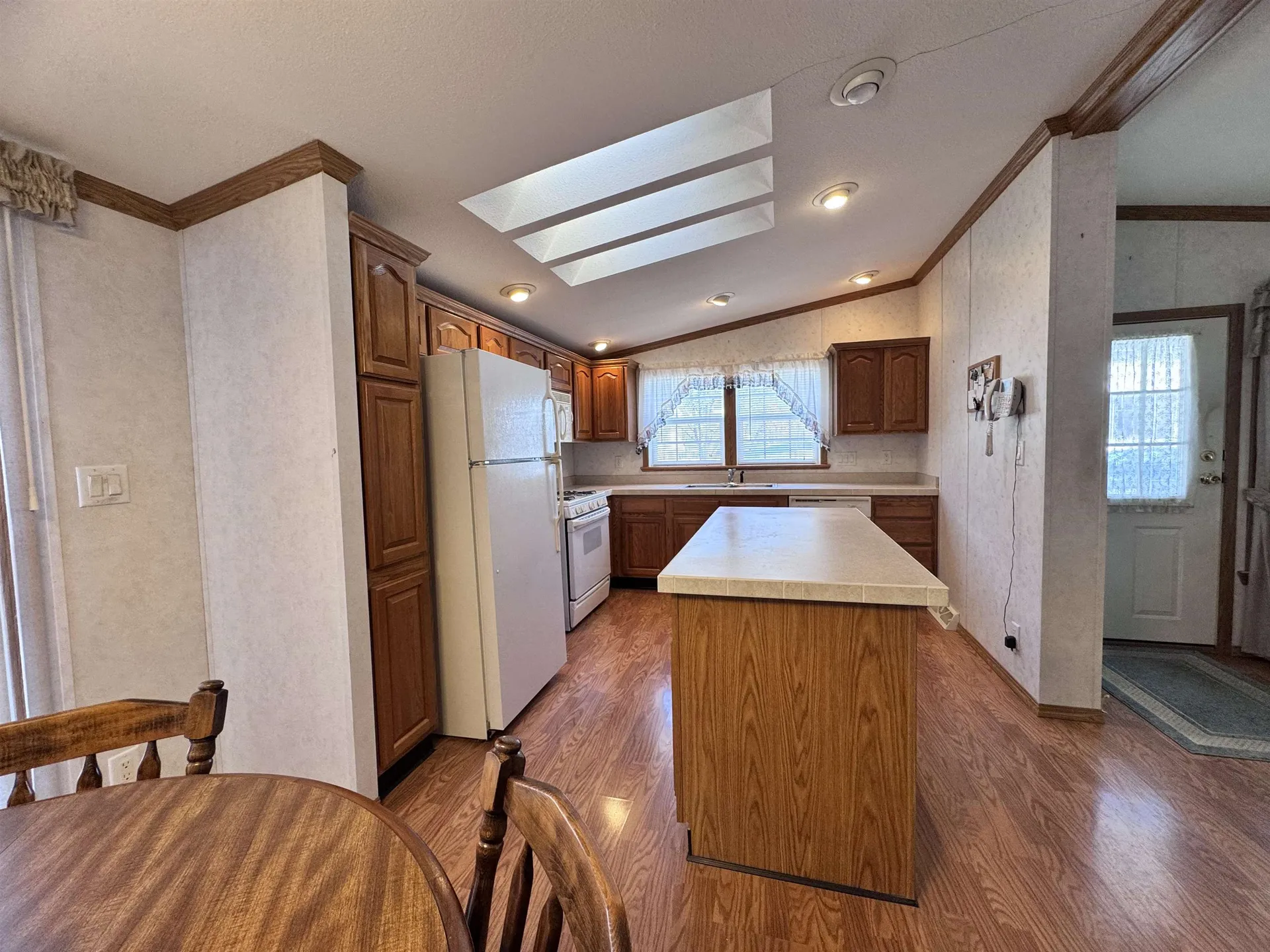 16 Eric Place Claremont NH 03743