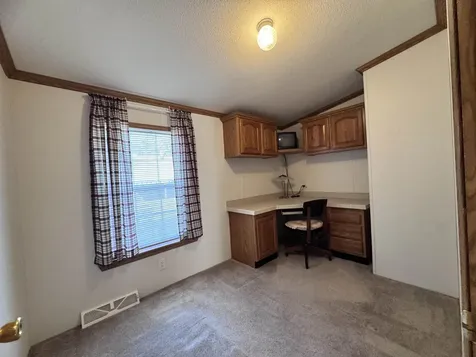 16 Eric Place Claremont NH 03743