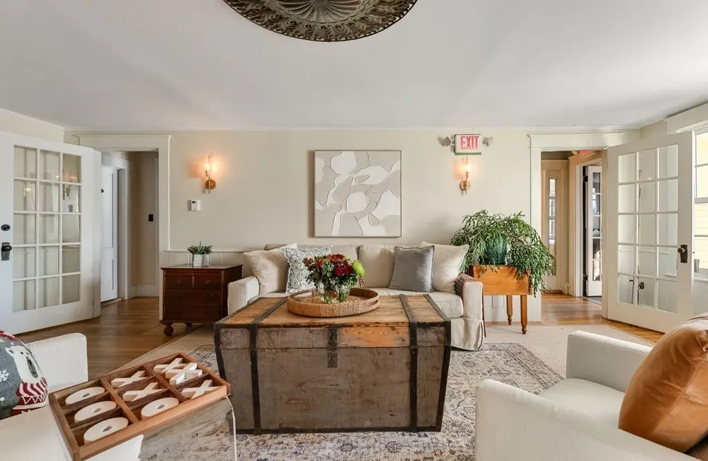 54 Red Clover Lane Mendon VT 05701