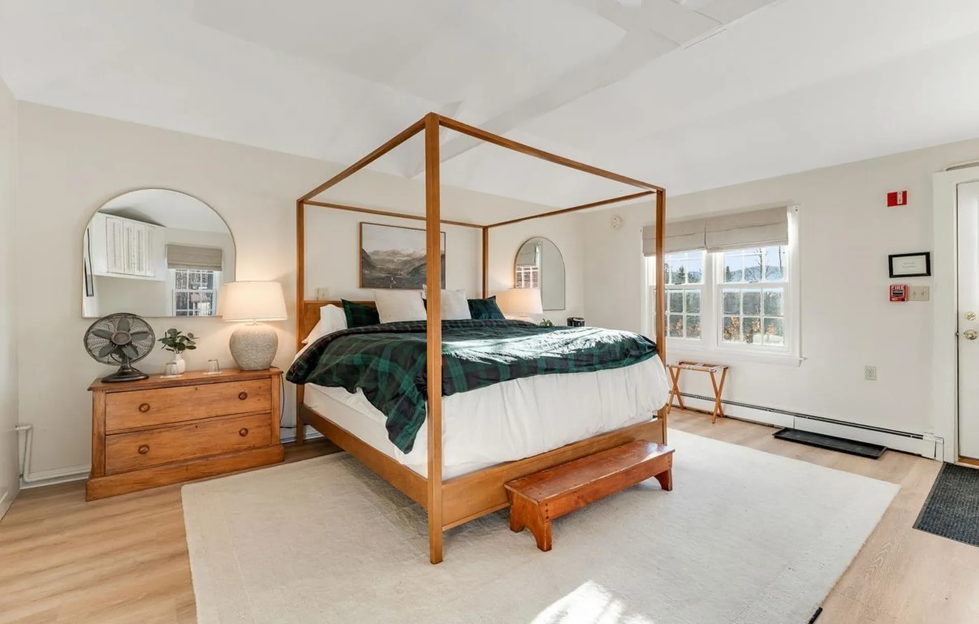 54 Red Clover Lane Mendon VT 05701