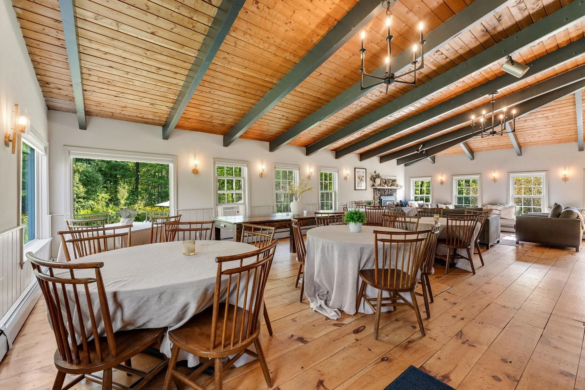 54 Red Clover Lane Mendon VT 05701