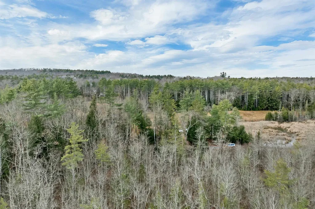 25 Merrill Corner Road Boscawen NH 03303