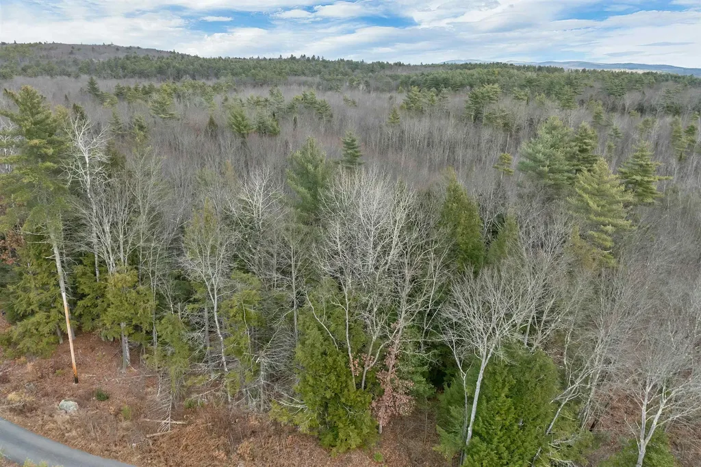 25 Merrill Corner Road Boscawen NH 03303