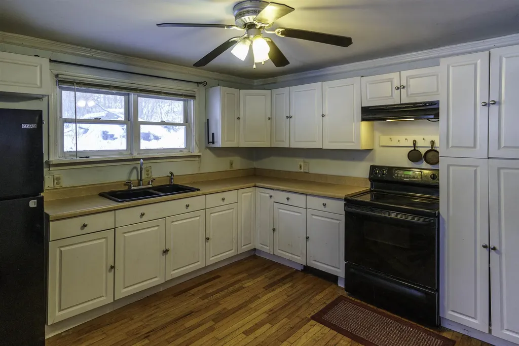 95 Union Street Springfield VT 05156