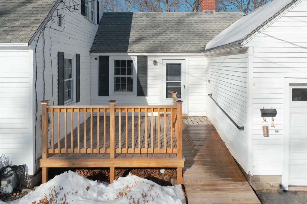 2 Haven Lane Exeter NH 03833