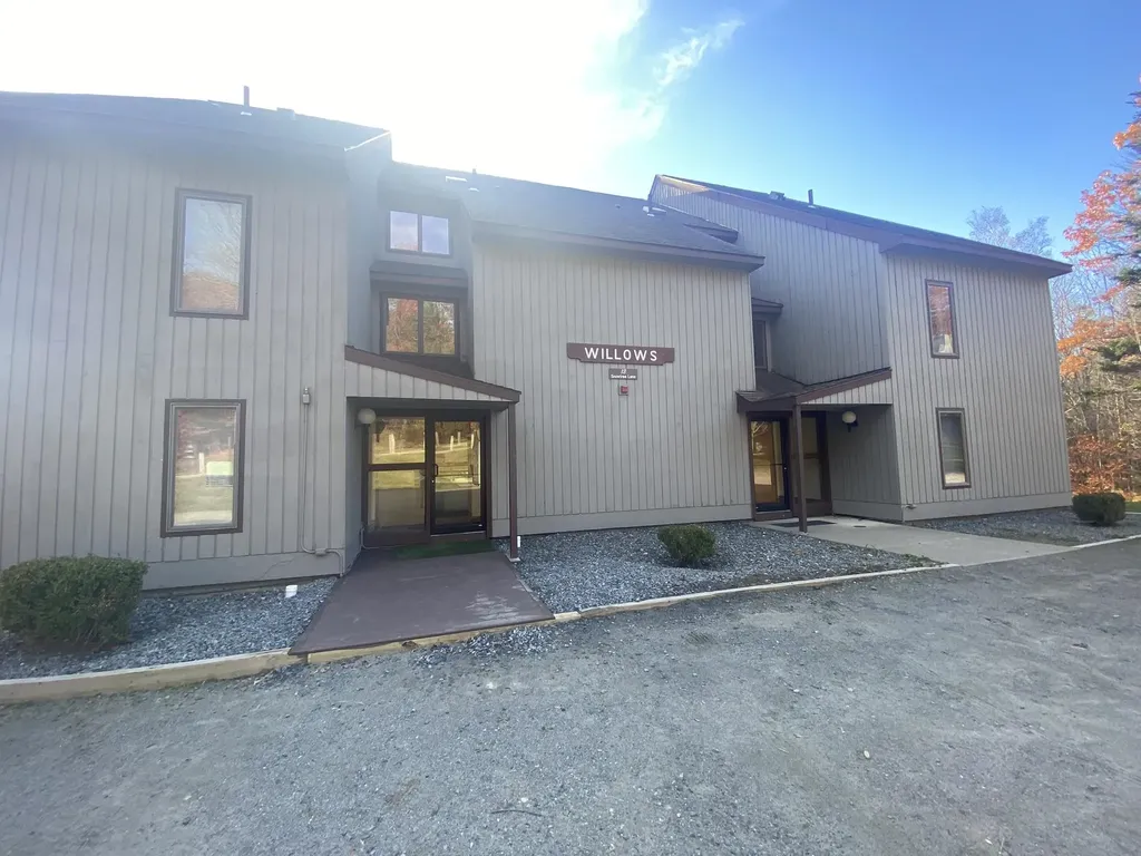 13 Snowtree Lane Dover VT 05356