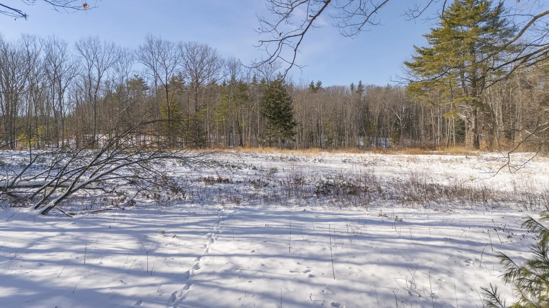 263 Knowles Pond Road Northfield NH 03276