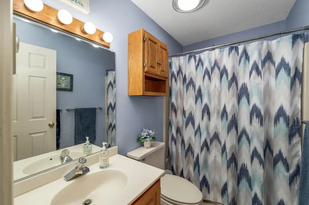 39 Harbor Way Wolfeboro NH 03894