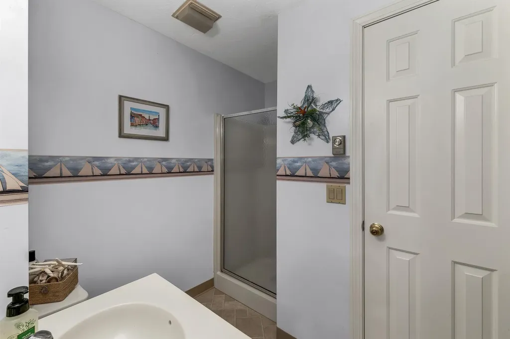 39 Harbor Way Wolfeboro NH 03894
