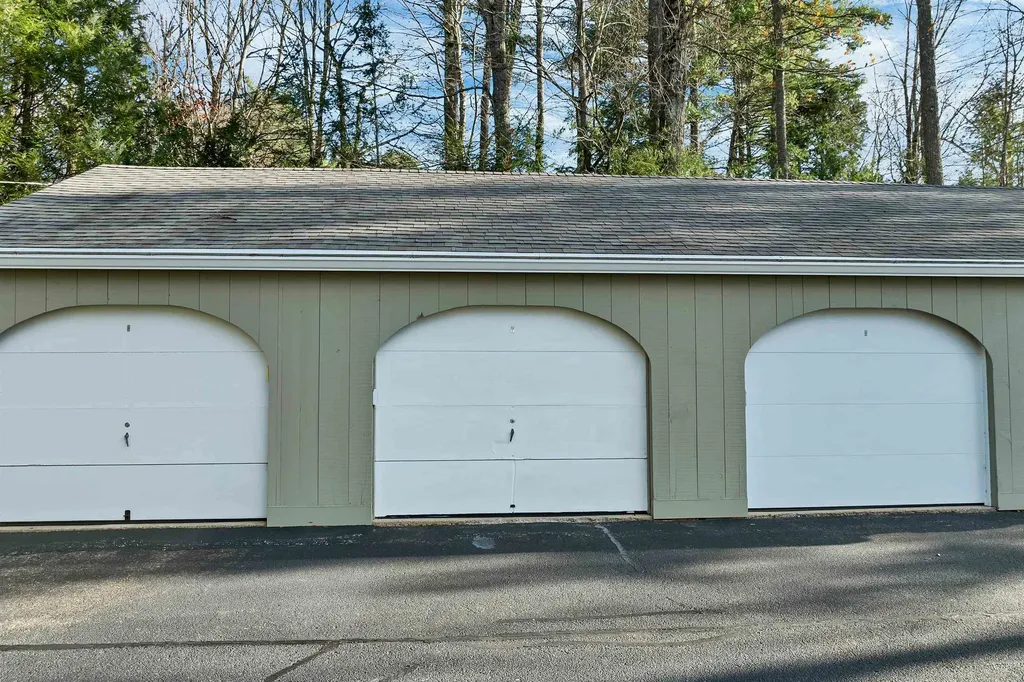 39 Harbor Way Wolfeboro NH 03894