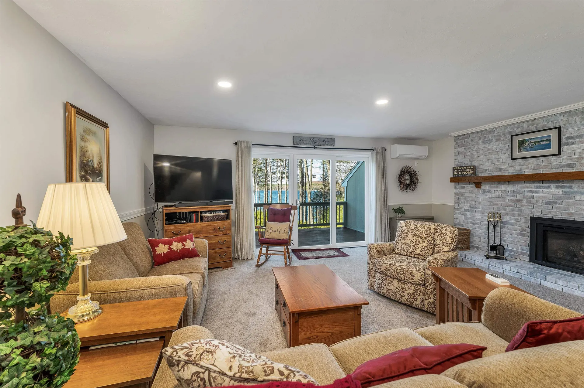 39 Harbor Way Wolfeboro NH 03894