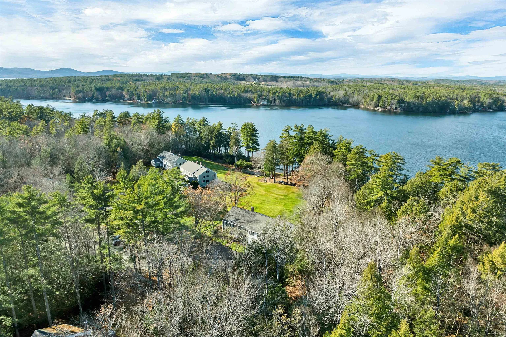 39 Harbor Way Wolfeboro NH 03894
