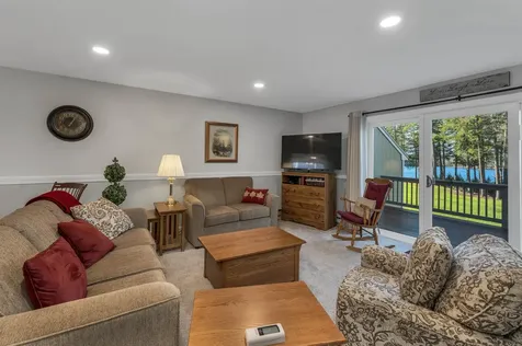 39 Harbor Way Wolfeboro NH 03894