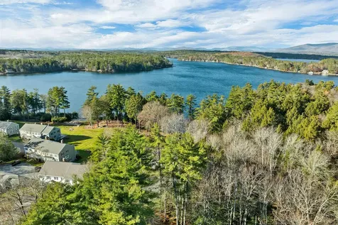 39 Harbor Way Wolfeboro NH 03894