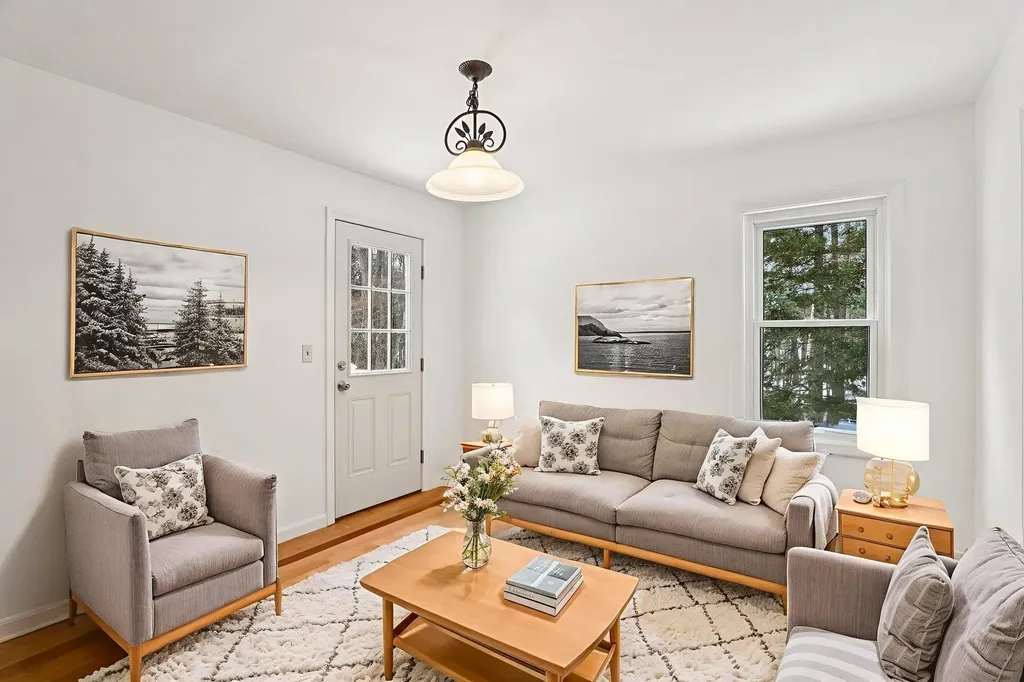 3 Highlander Drive North Hampton NH 03862