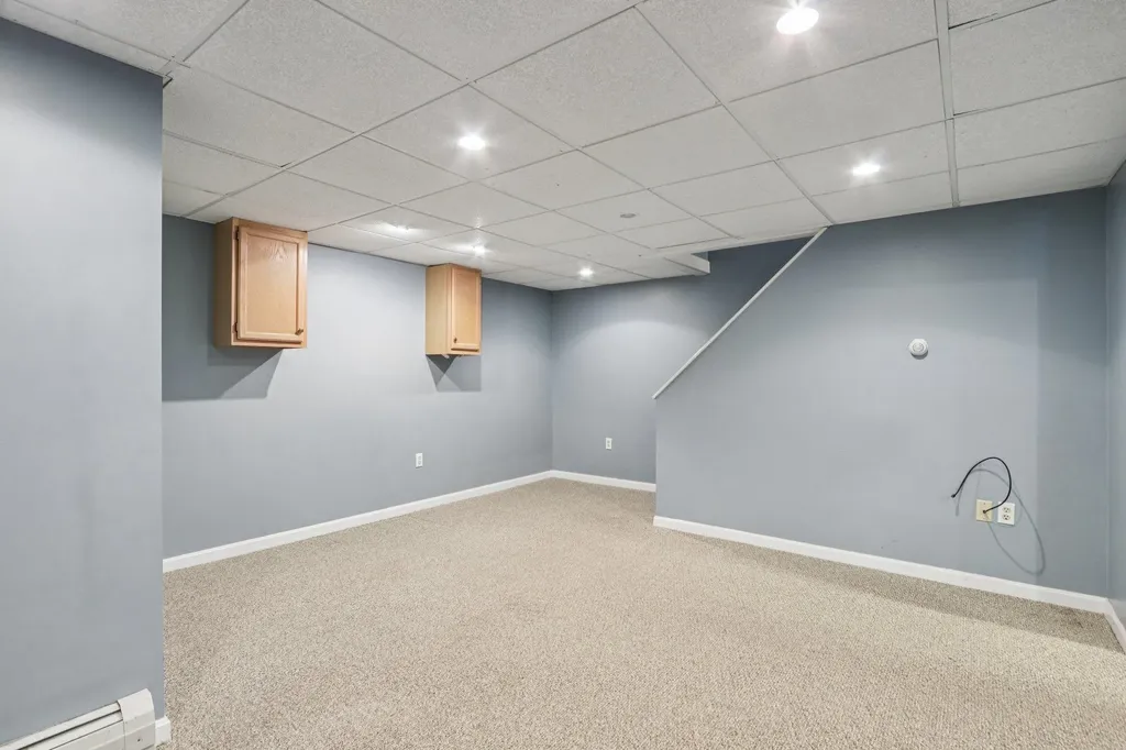 3 Highlander Drive North Hampton NH 03862