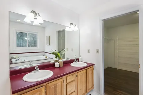 3 Highlander Drive North Hampton NH 03862