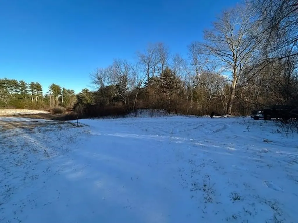 182 Drinkwater Road Kensington NH 03833