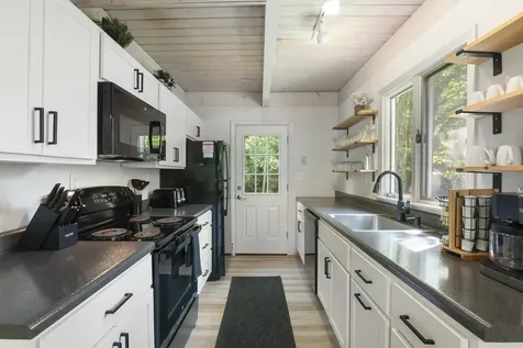 6 Timberview Road Dover VT 05356