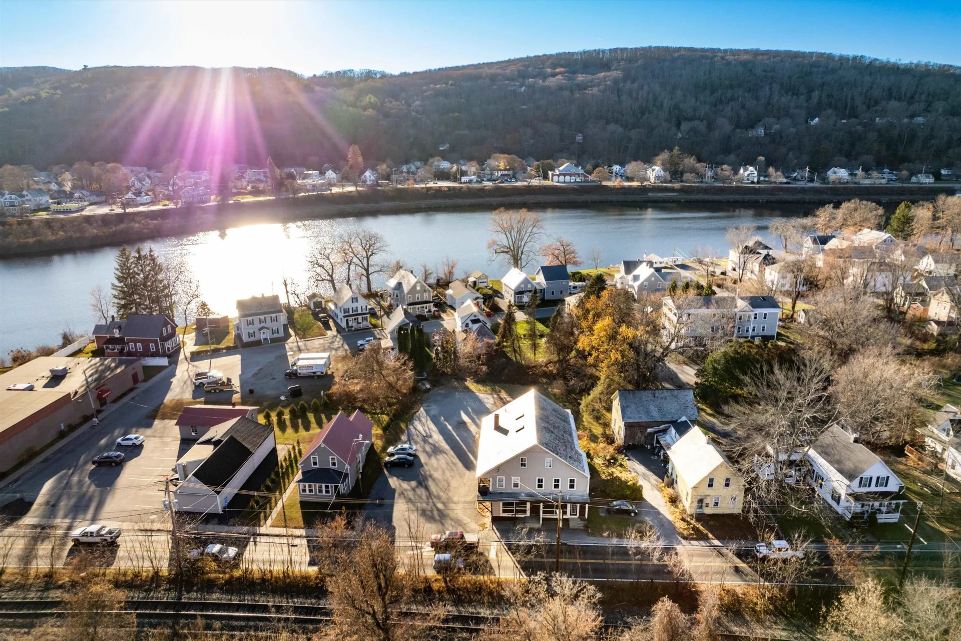 Walpole NH, 16 Church Street