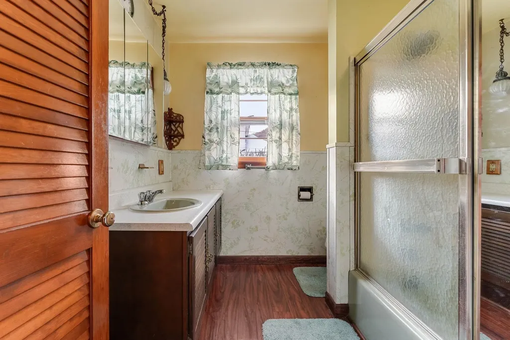 7 Grant Avenue Barre City VT 05641