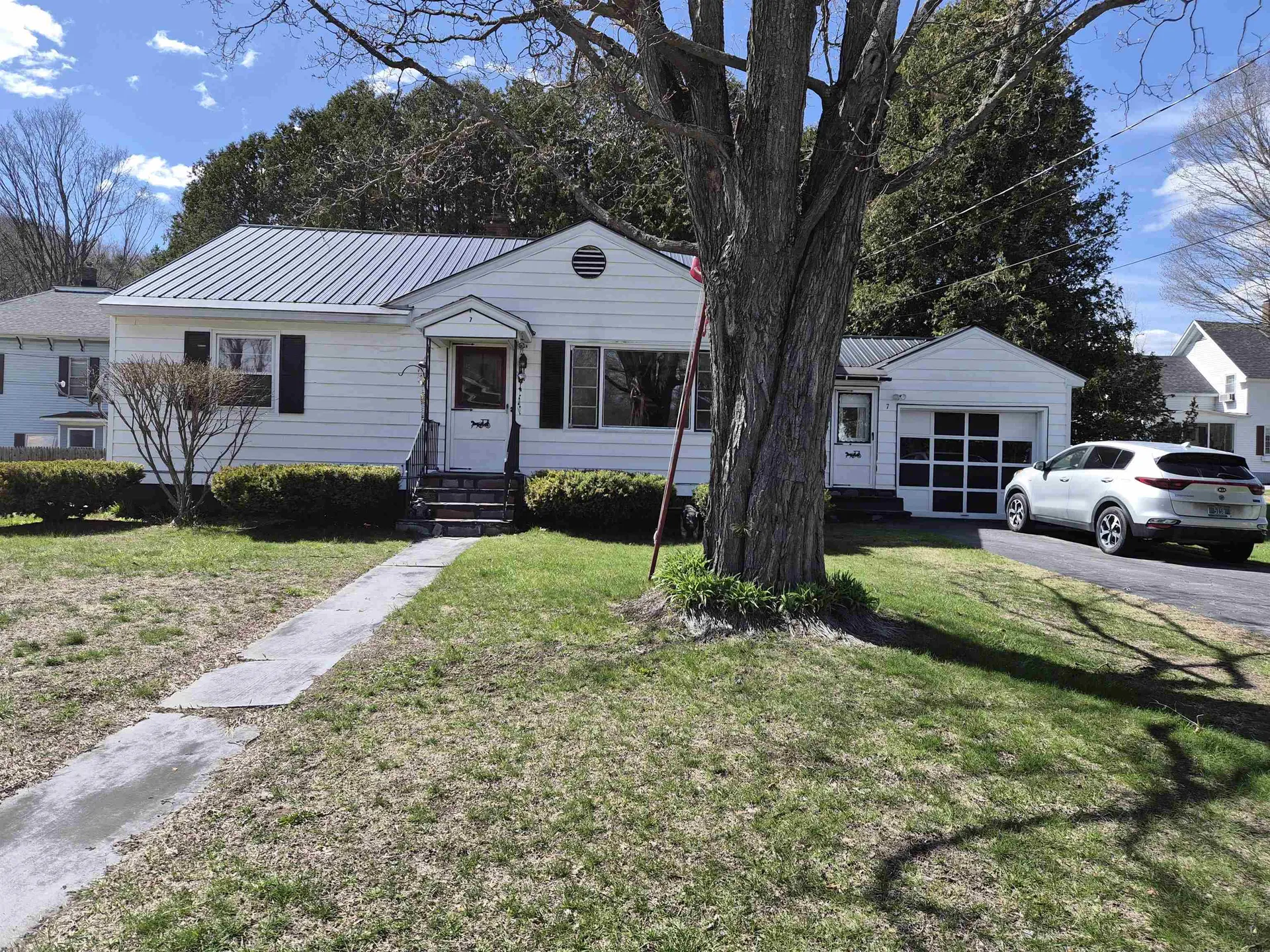 7 Grant Avenue Barre City VT 05641