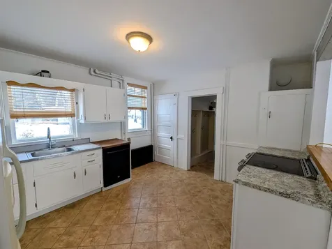 56 Woodland Street Claremont NH 03743