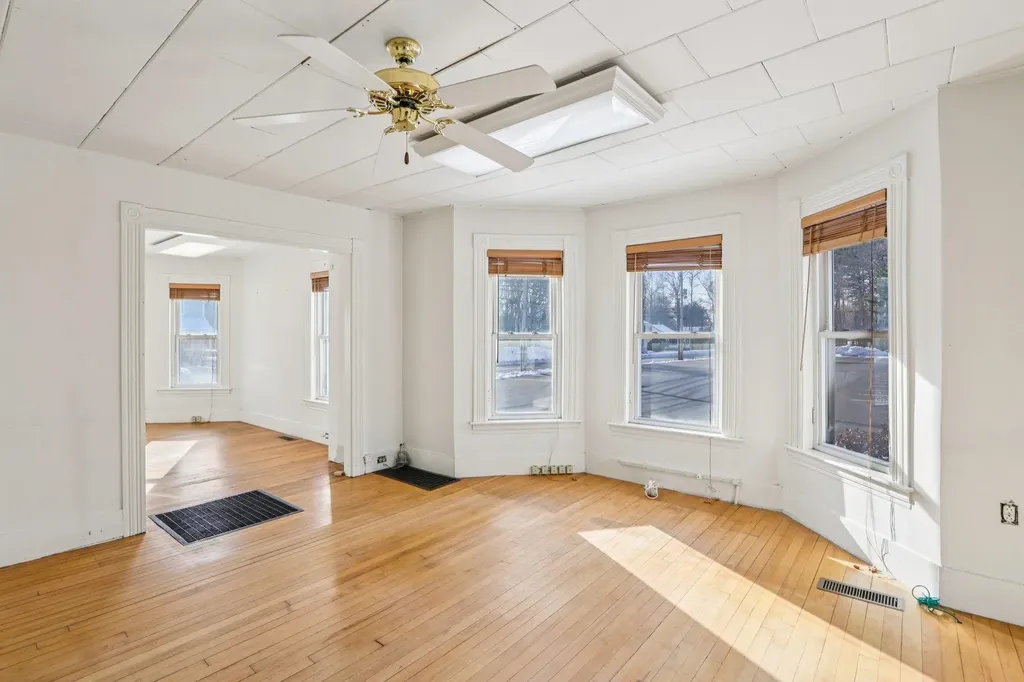 187 Main Street Salem NH 03079