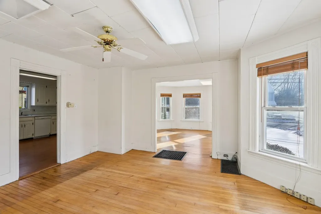 187 Main Street Salem NH 03079