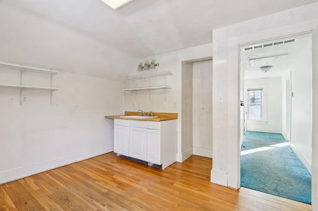 187 Main Street Salem NH 03079