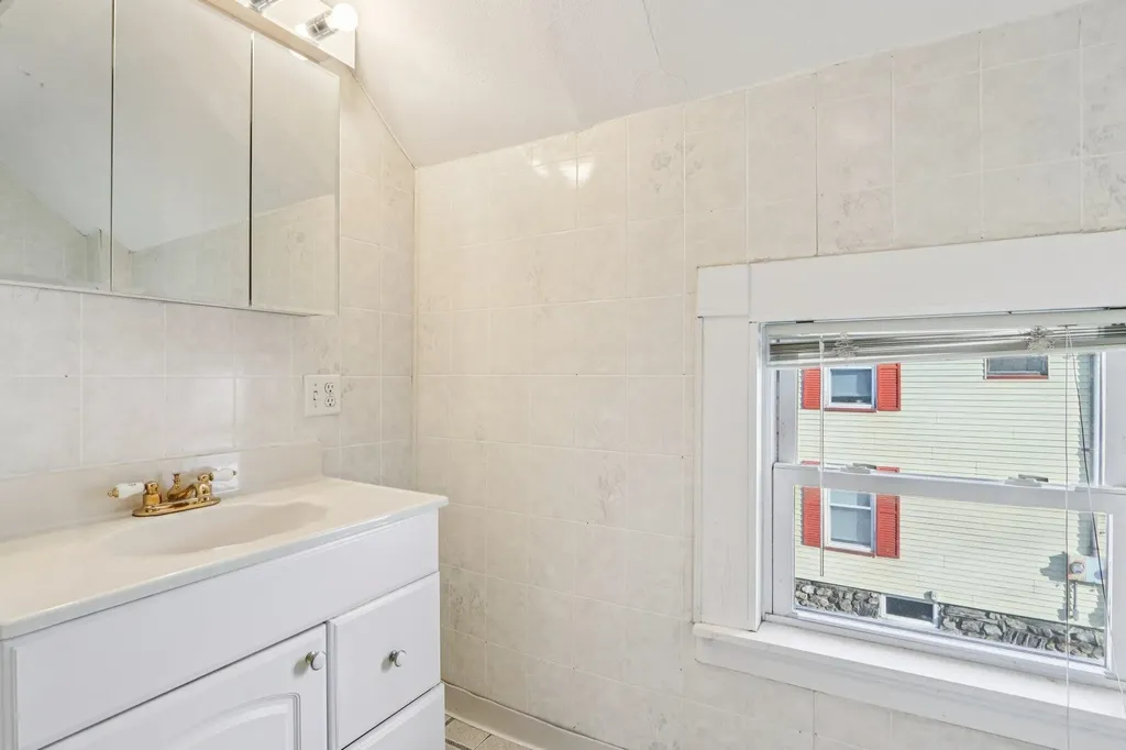 187 Main Street Salem NH 03079