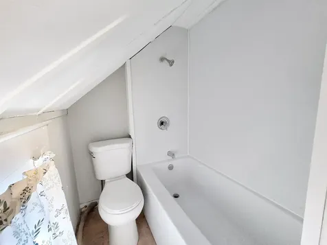 52 Chestnut Avenue Rutland City VT 05701