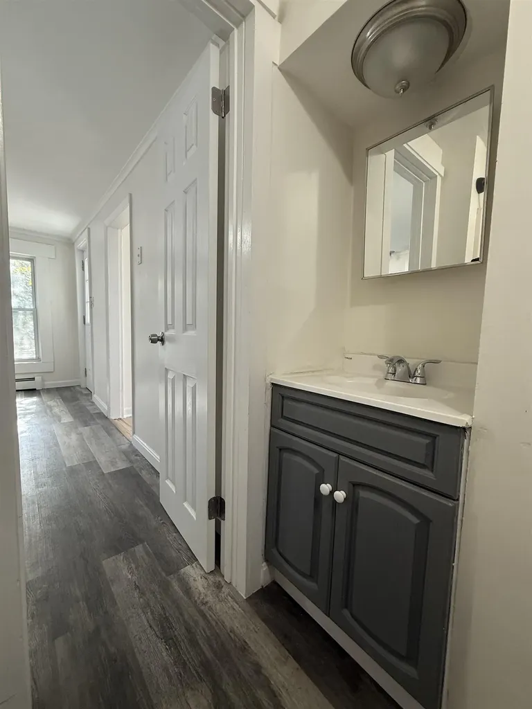 5 Evans Court Franklin NH 03235